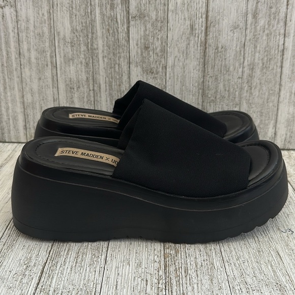 Steve Madden UO Exclusive Scrunchy Platform Sandal - Picture 5 of 8